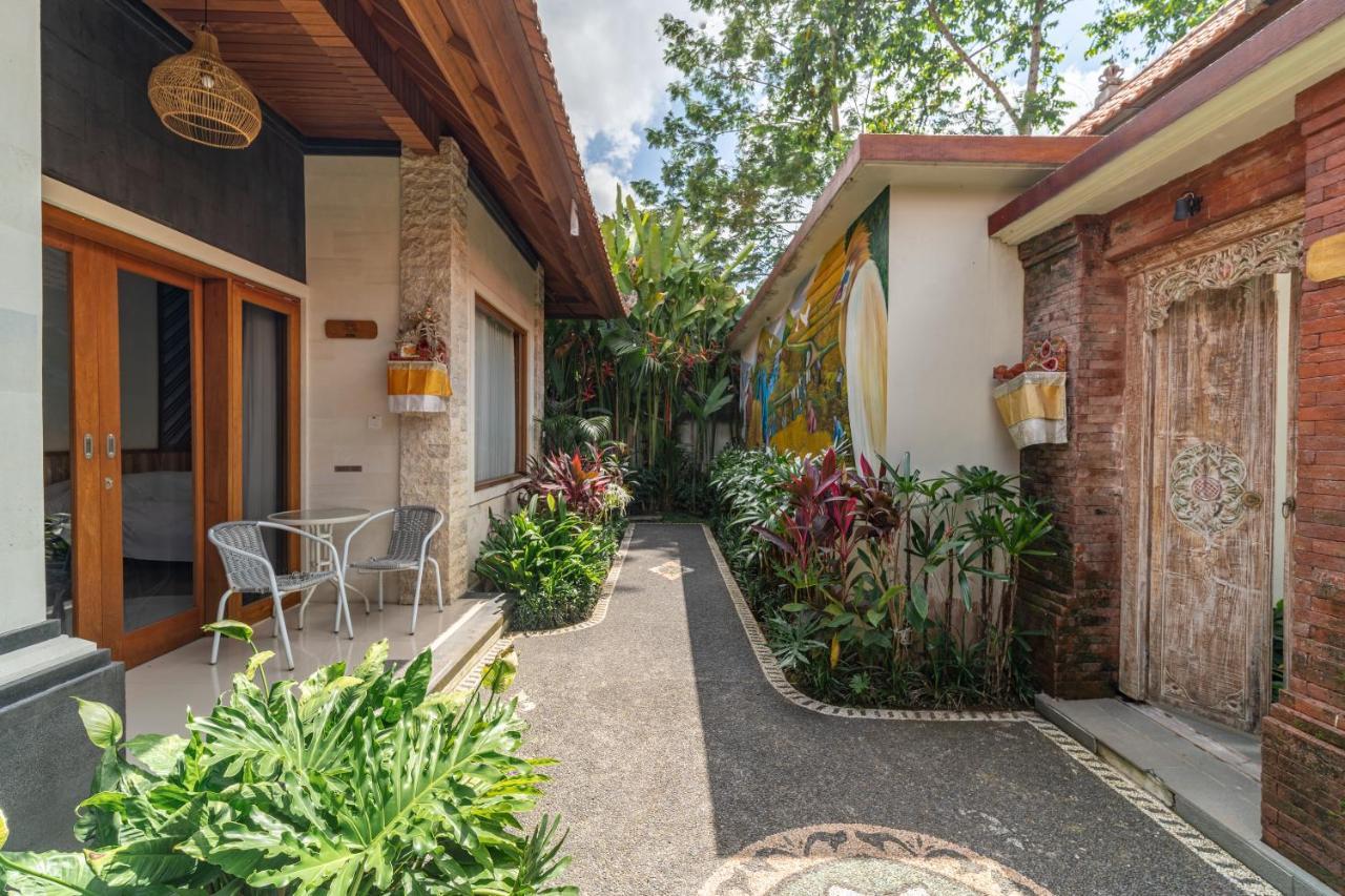 Three Beagles Villa Ubud Extérieur photo