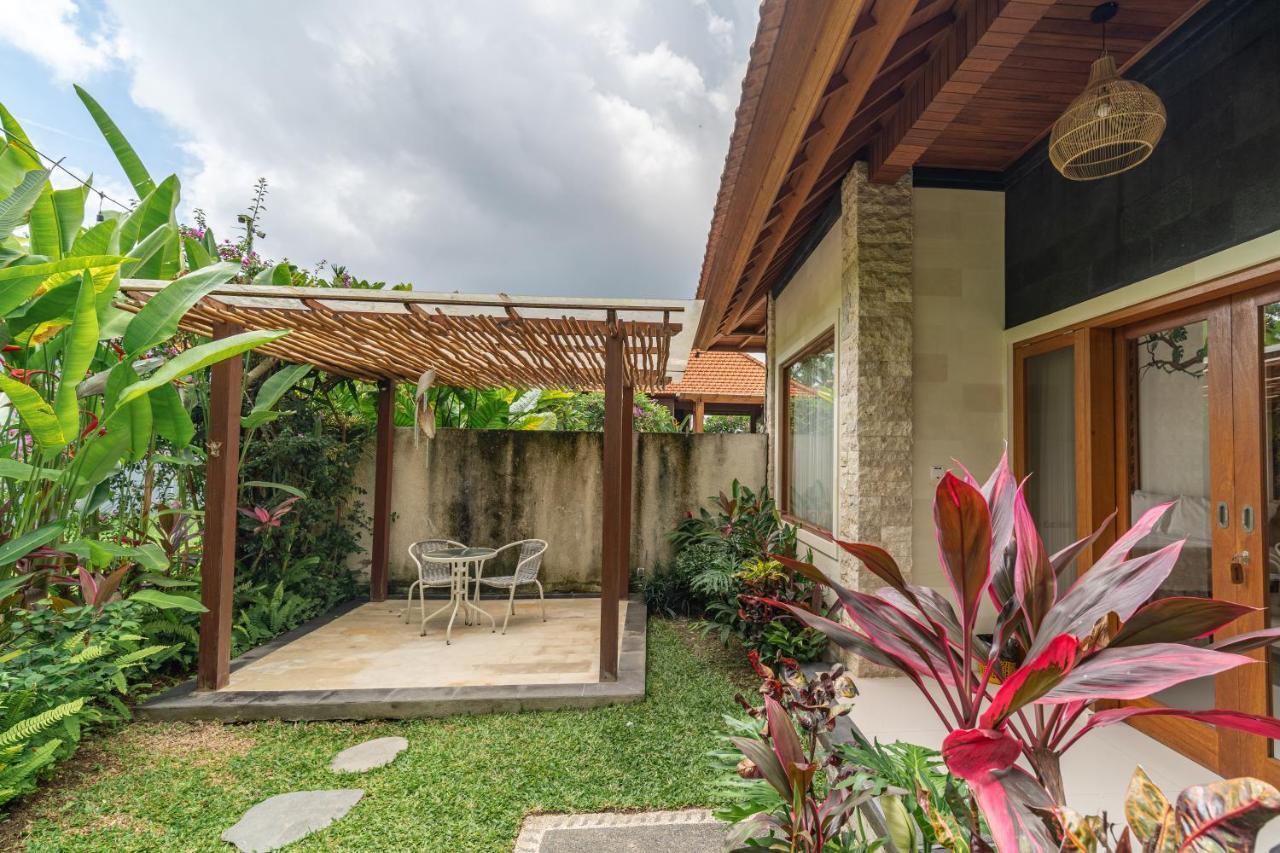 Three Beagles Villa Ubud Extérieur photo